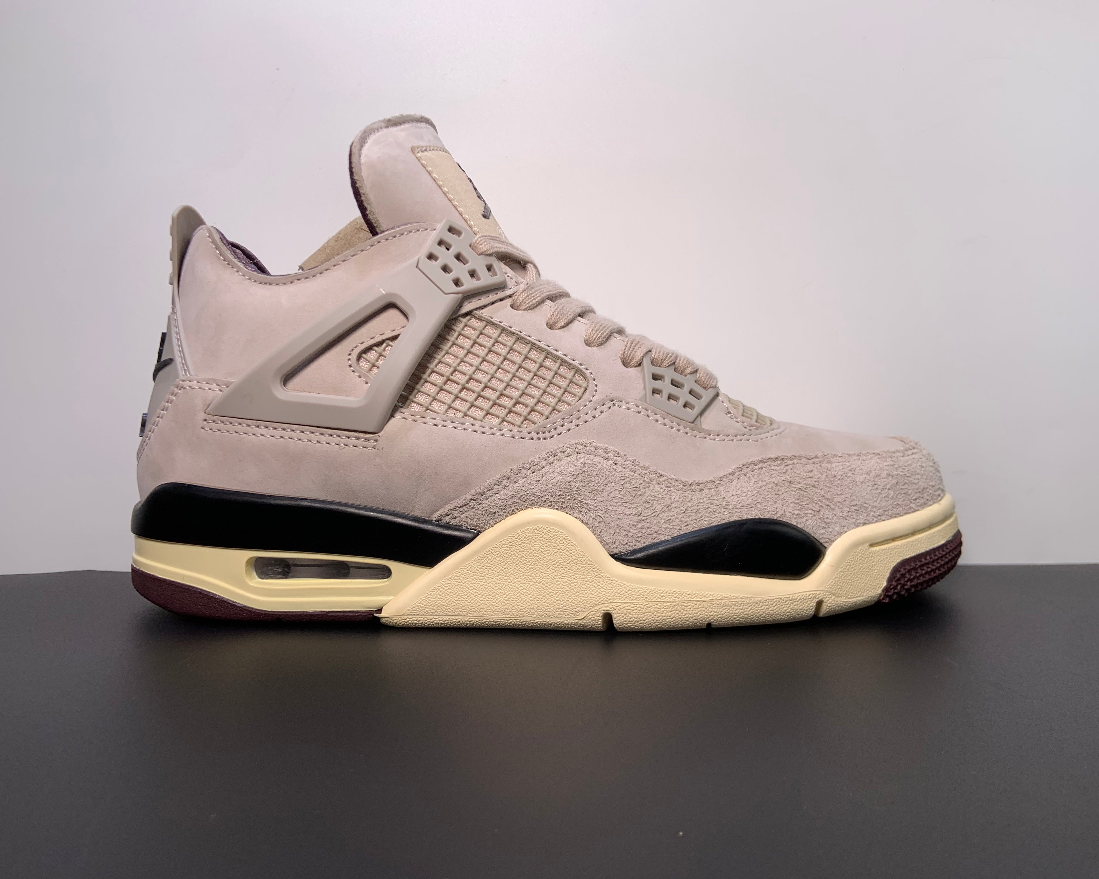 Air Jordan 4 x A Ma Maniére Retro "While You Were Sleeping"