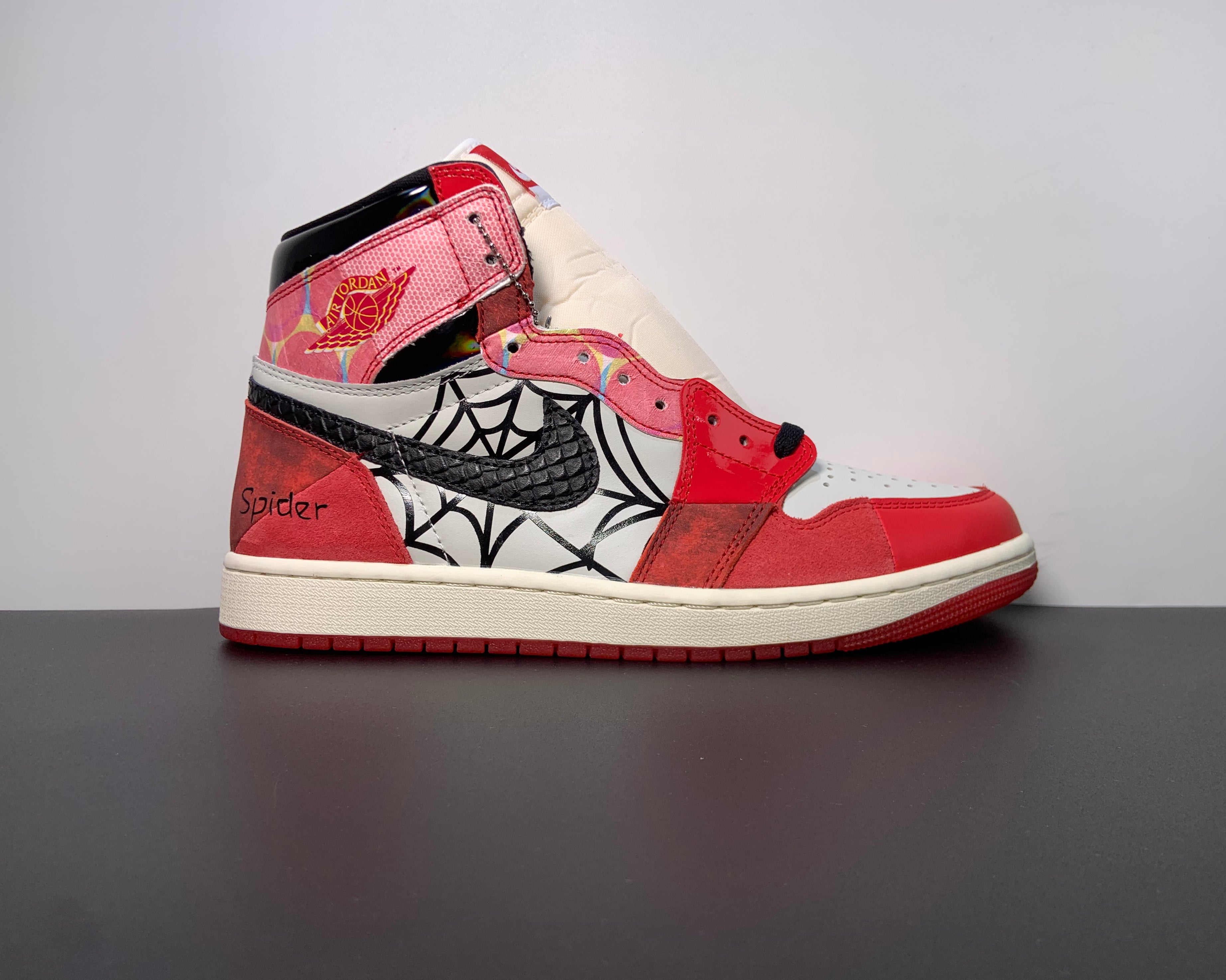 Air Jordan 1 Retro High OG "DIY Spider-Man Across the Spider-Verse"