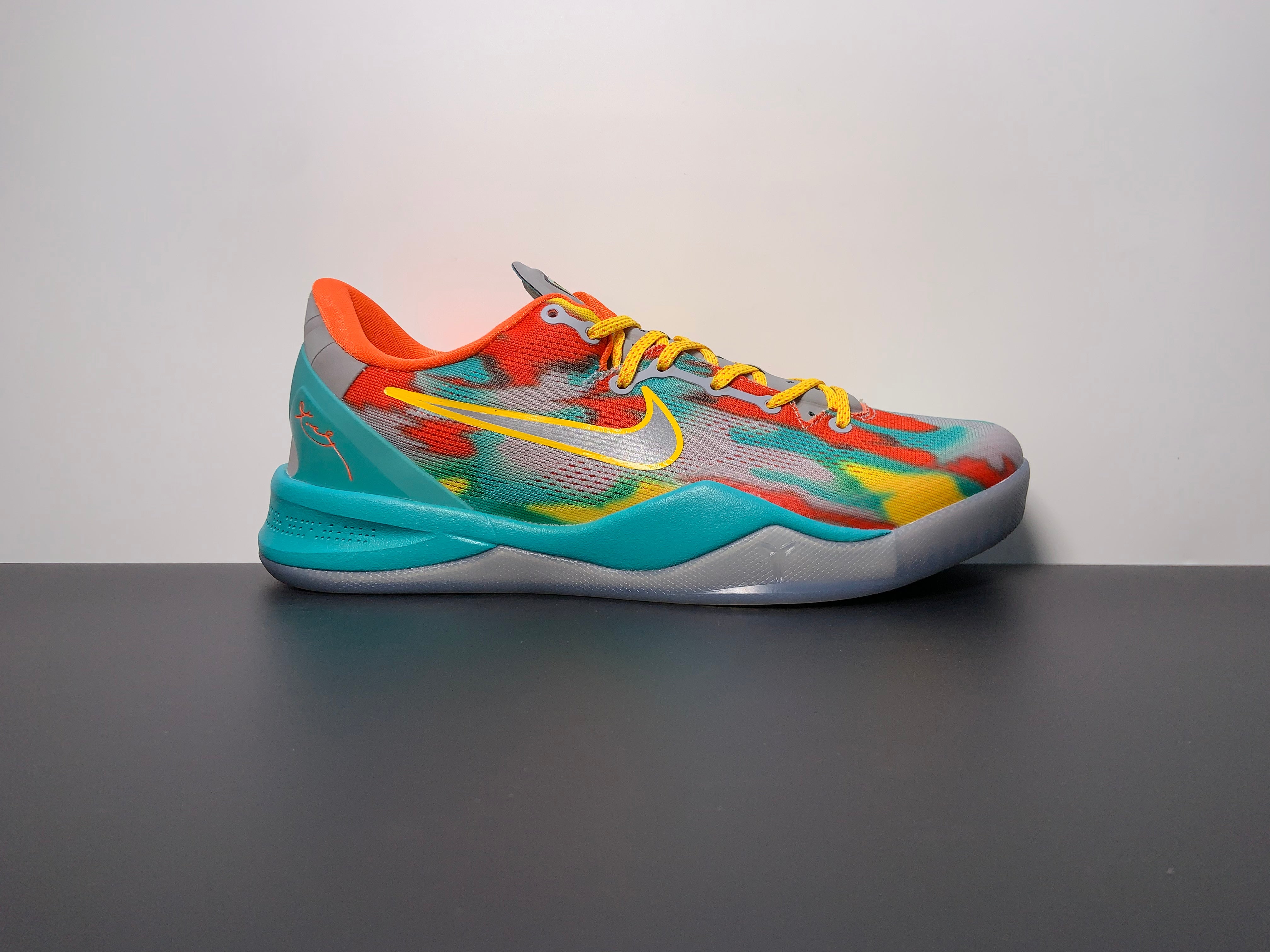 Kobe 8 Protro "Venice Beach (2024)"