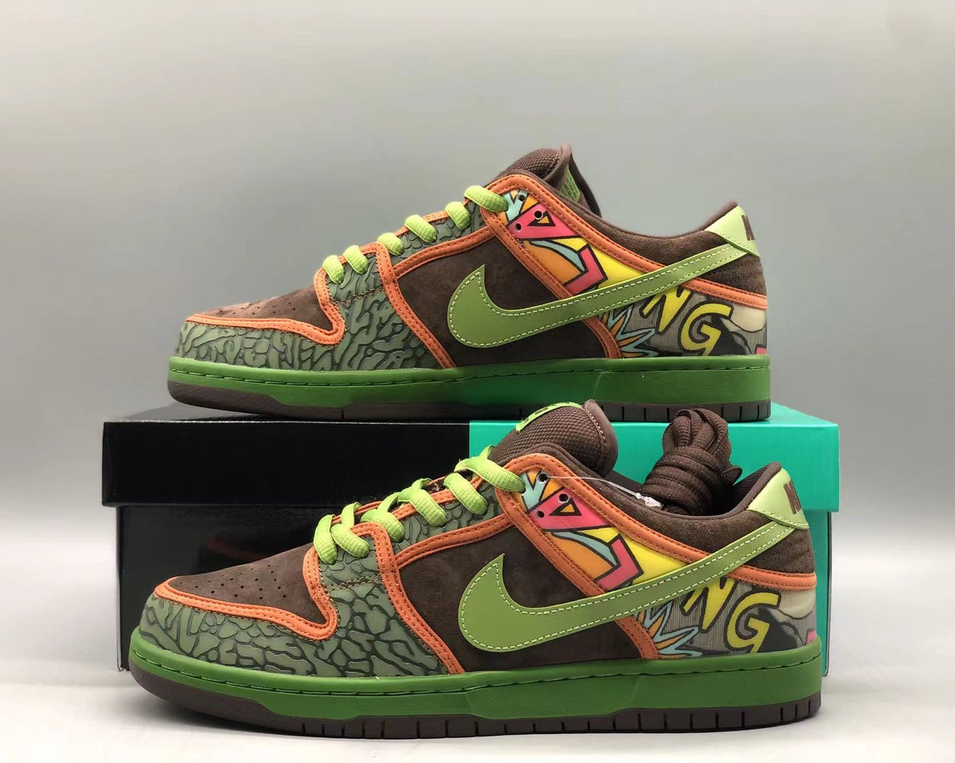 SB Dunk Low "De La Soul 2015"