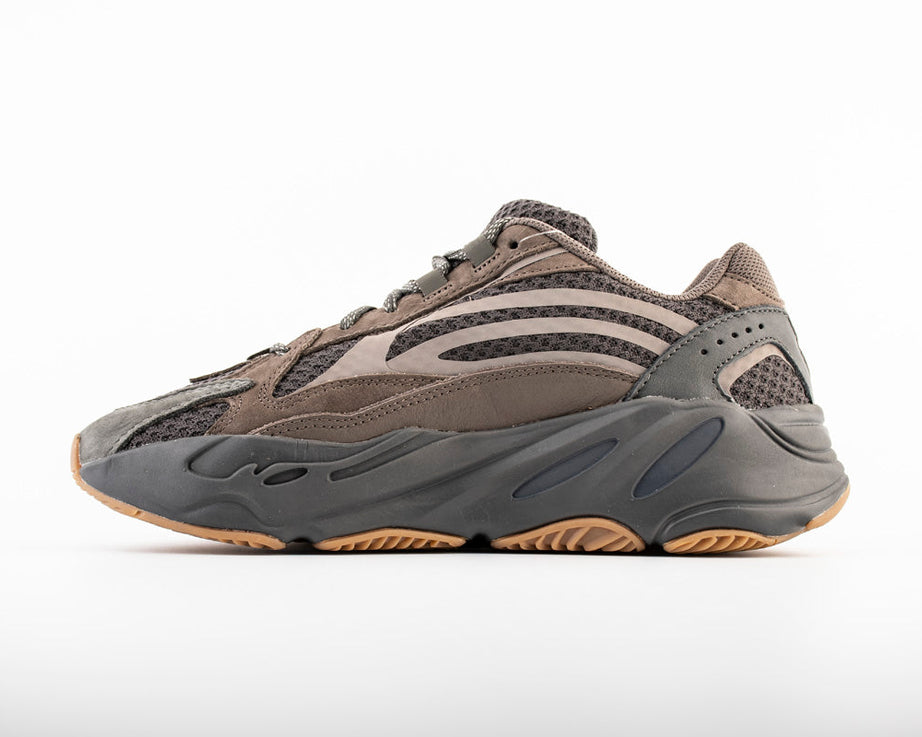 Yeezy Boost 700 V2 “Geode” DRIPPYKICKS