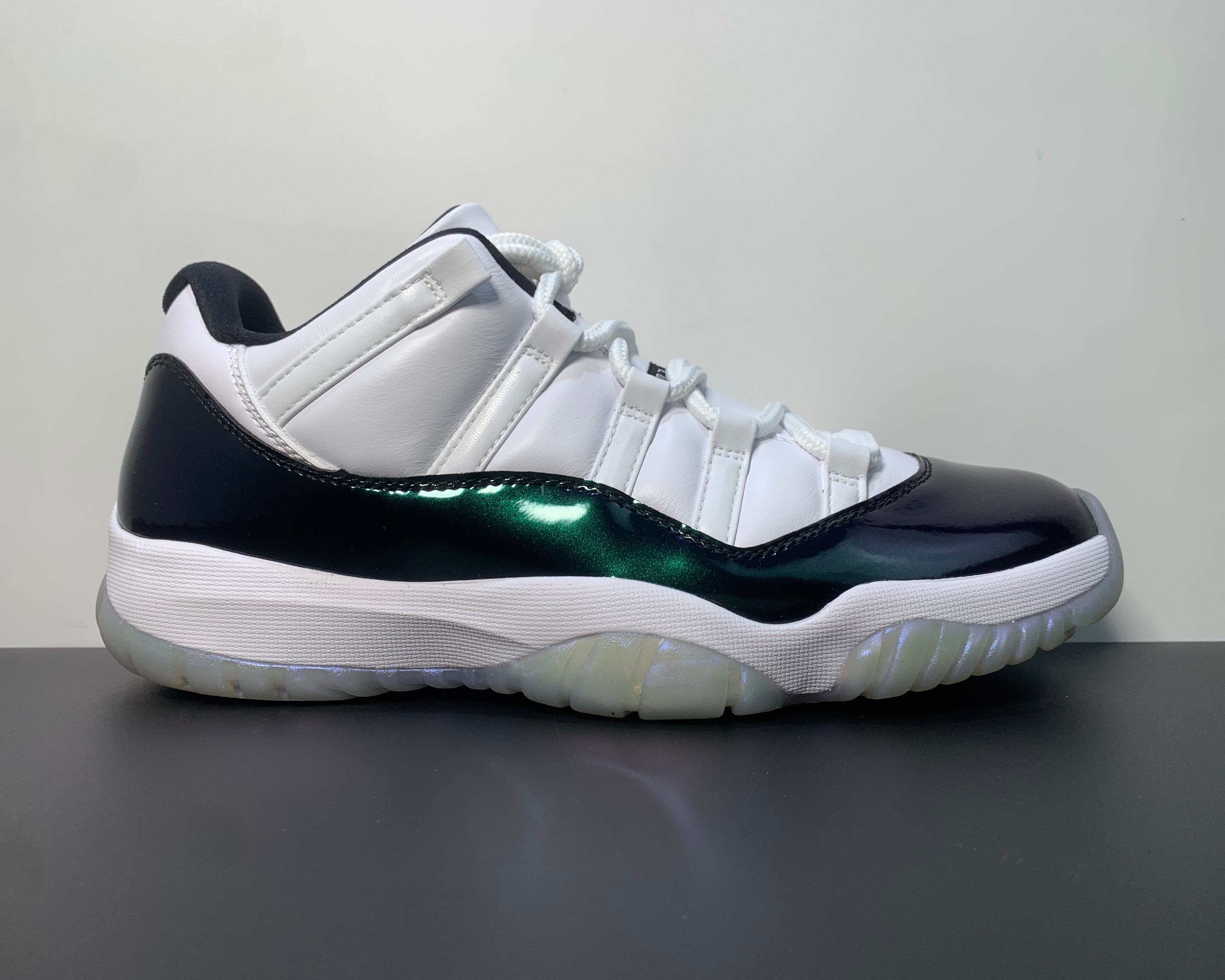 Air Jordan 11 Low "Iridescent" My Store