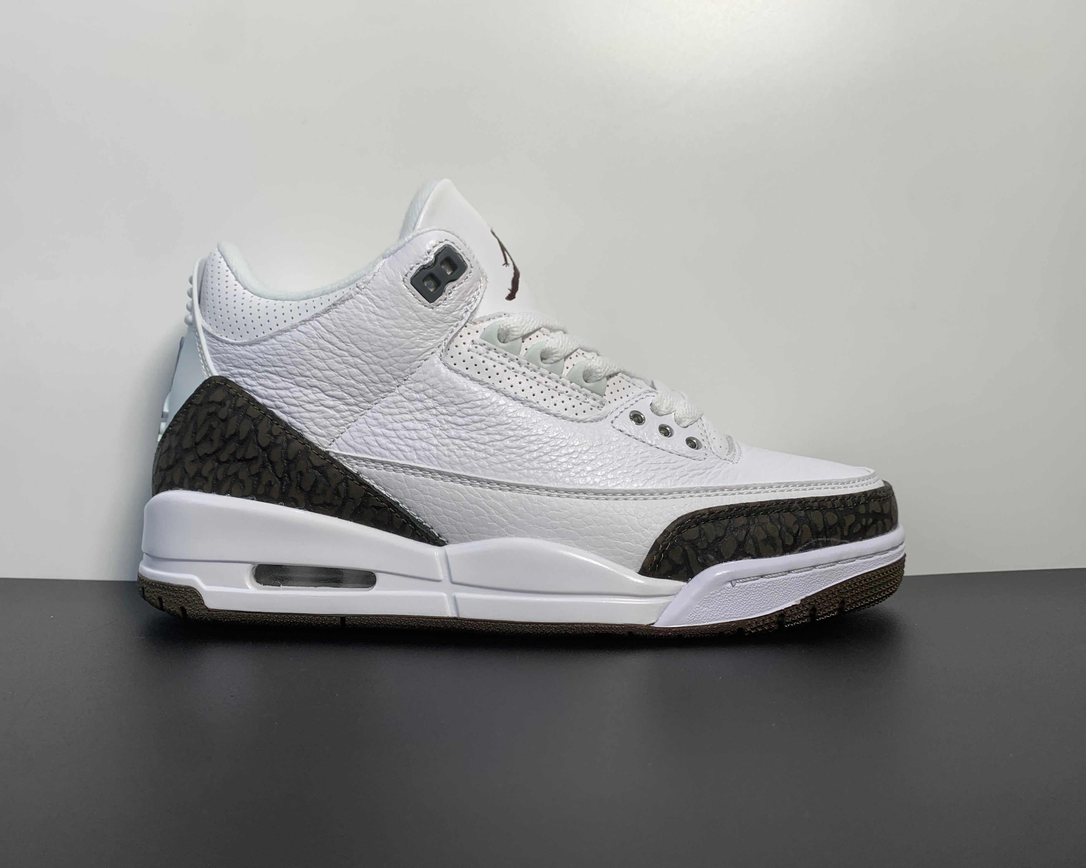 Air Jordan 3 Retro "Mocha" My Store