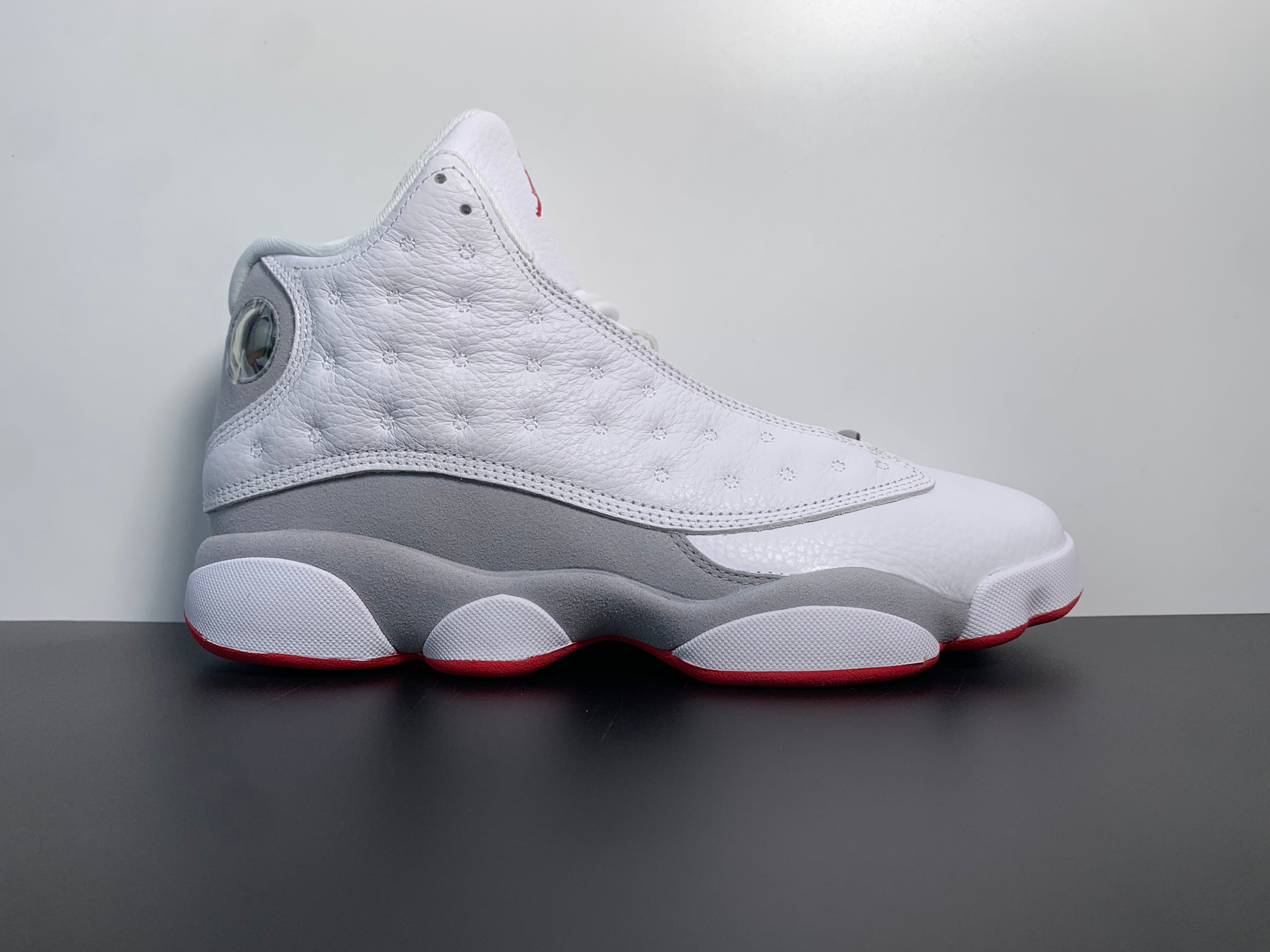 Air Jordan 13 "Loup Gris"