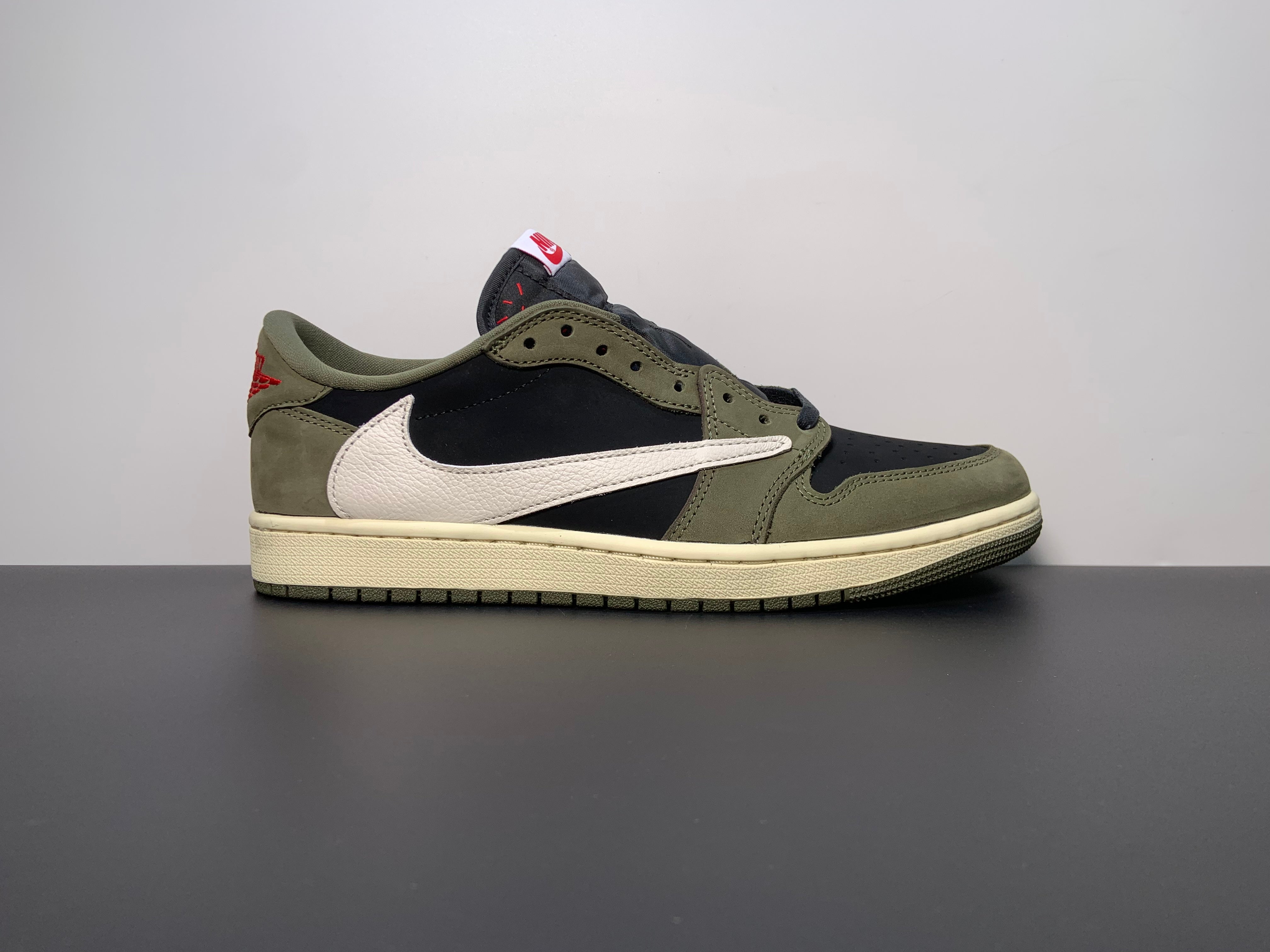 Air Jordan 1 Low x Travis Scott "Black Olive"